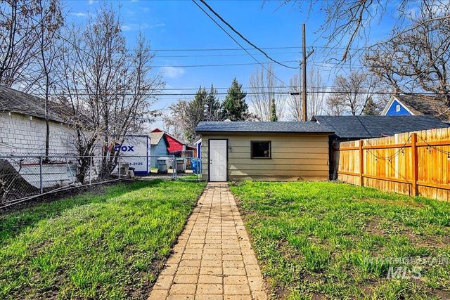 1311 N 8th St, Boise, ID 83702