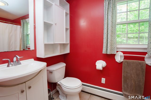 21 Woodland Drive, Canton, CT 06019