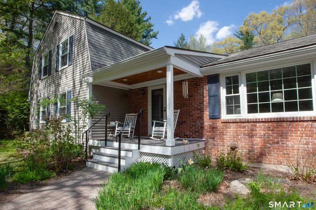 21 Woodland Drive, Canton, CT 06019