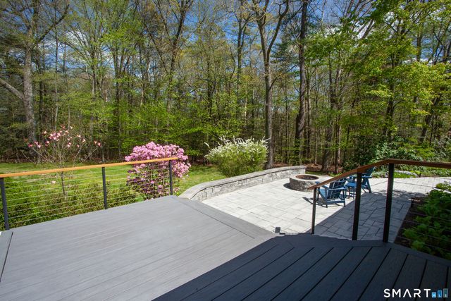21 Woodland Drive, Canton, CT 06019