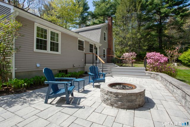 21 Woodland Drive, Canton, CT 06019