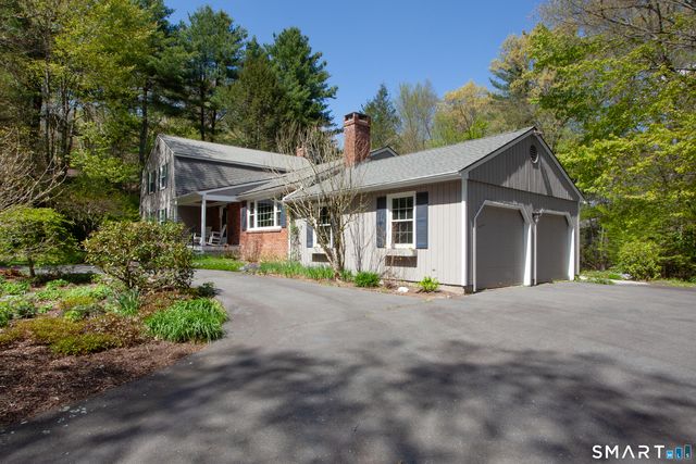 21 Woodland Drive, Canton, CT 06019