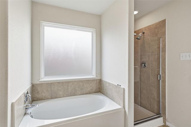 12530 Greencanyon Dr, Houston, TX 77044