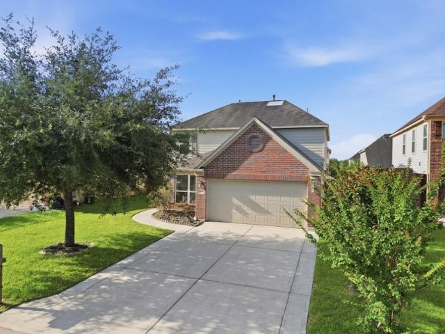 12530 Greencanyon Dr, Houston, TX 77044