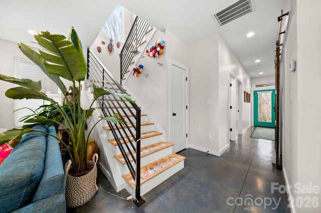 21 Boyd Avenue, Asheville, NC 28806
