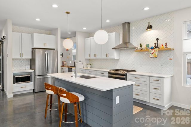 21 Boyd Avenue, Asheville, NC 28806