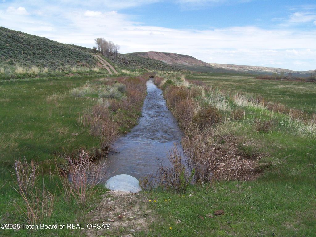 139 N PINEY LAKE 23-159, Big Piney, WY 83113 photo 19