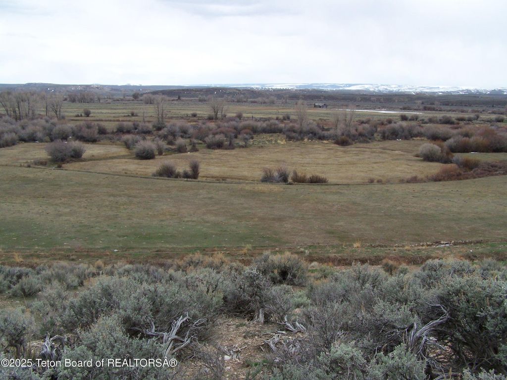 139 N PINEY LAKE 23-159, Big Piney, WY 83113 photo 2