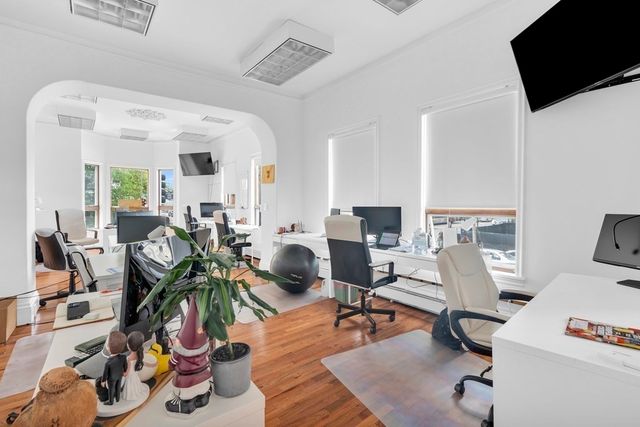 754 E Broadway 66A, Boston, MA 02127