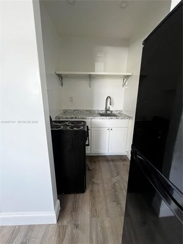 5926 Wiley Street 3, Hollywood, FL 33023