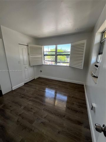 5926 Wiley Street 3, Hollywood, FL 33023