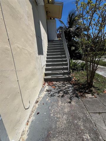 5926 Wiley Street 3, Hollywood, FL 33023