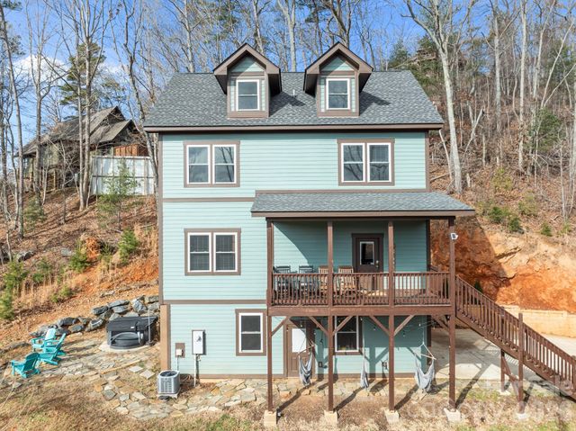 64 Crystal June Lane, Asheville, NC 28803