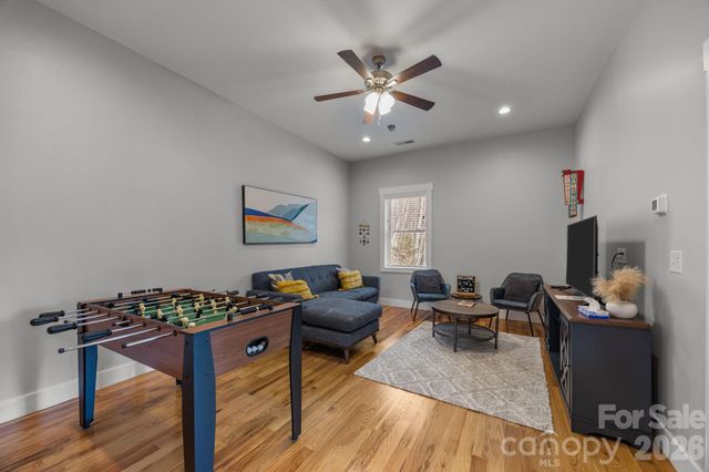 64 Crystal June Lane, Asheville, NC 28803