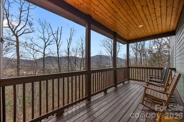 64 Crystal June Lane, Asheville, NC 28803