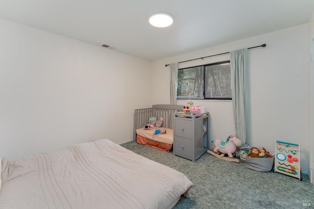 27431 Poppy Dr, Willits, CA 95490