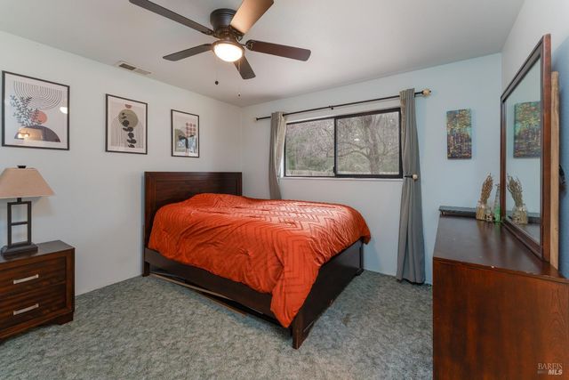 27431 Poppy Dr, Willits, CA 95490