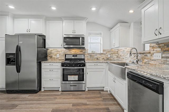 8615 County Road 534, Whitewright, TX 75491