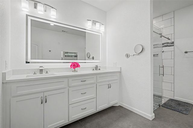 8615 County Road 534, Whitewright, TX 75491