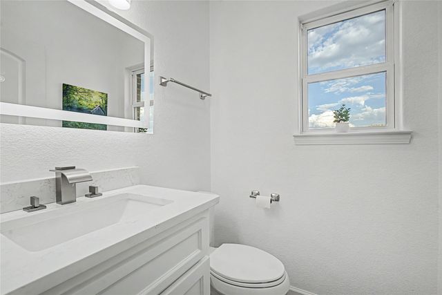 8615 County Road 534, Whitewright, TX 75491