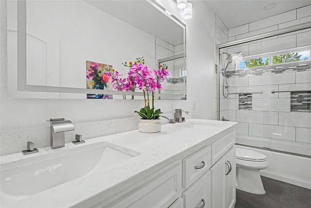 8615 County Road 534, Whitewright, TX 75491