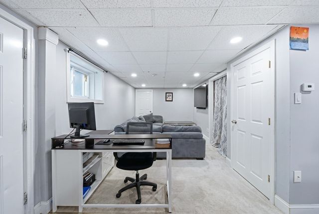 3 Lady Slipper Ln, Methuen, MA 01844