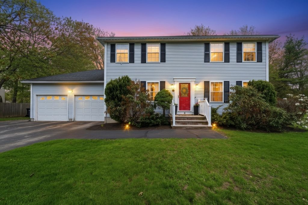 3 Lady Slipper Ln, Methuen, MA 01844