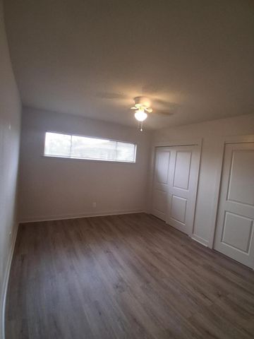 8906 Ilona Lane 6, Houston, TX 77025