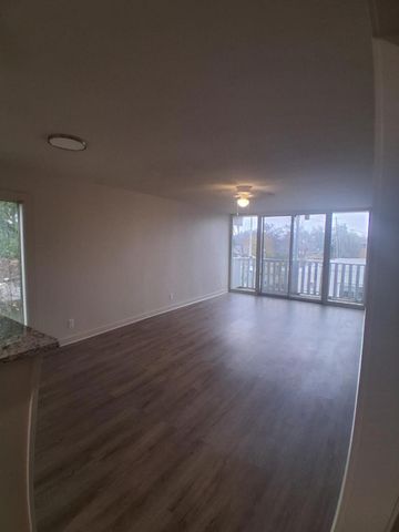 8906 Ilona Lane 6, Houston, TX 77025