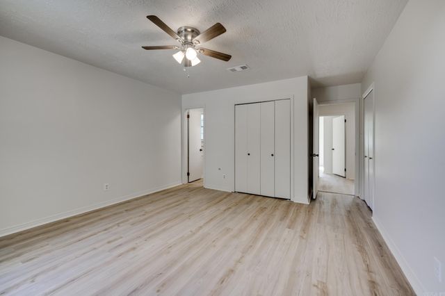 10 Garnet Ct, Little Rock, AR 72212
