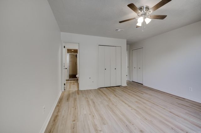 10 Garnet Ct, Little Rock, AR 72212