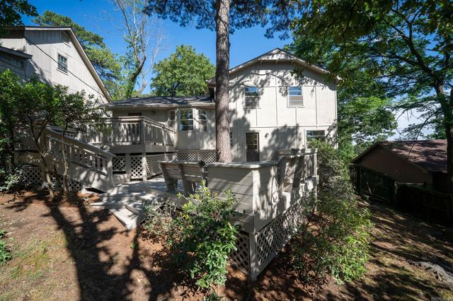 10 Garnet Ct, Little Rock, AR 72212