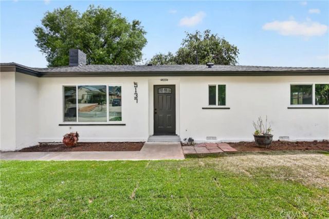 5137 Peacock Lane, Riverside, CA 92505