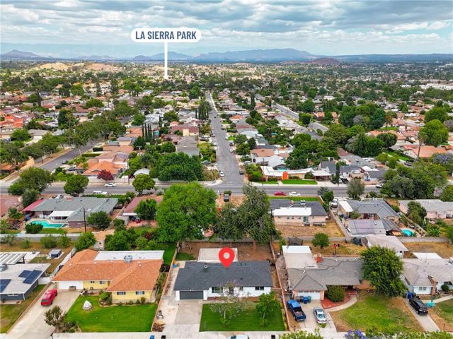 5137 Peacock Lane, Riverside, CA 92505