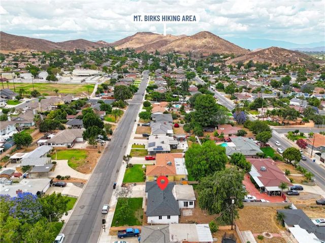5137 Peacock Lane, Riverside, CA 92505