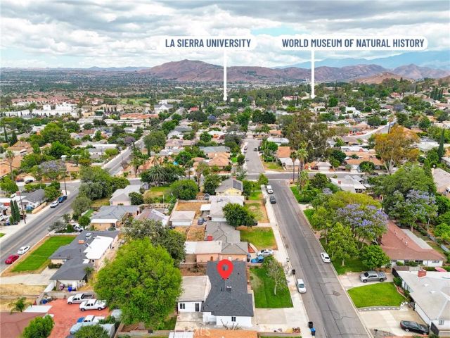 5137 Peacock Lane, Riverside, CA 92505