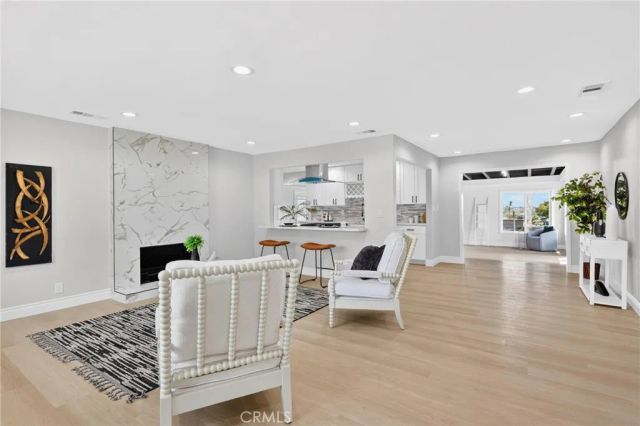 5137 Peacock Lane, Riverside, CA 92505