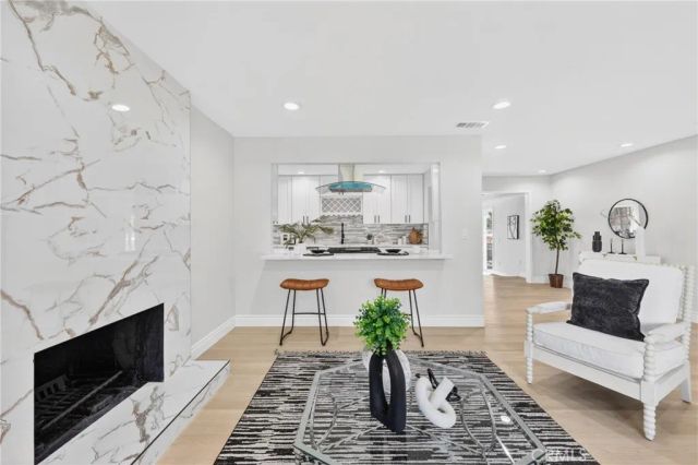 5137 Peacock Lane, Riverside, CA 92505