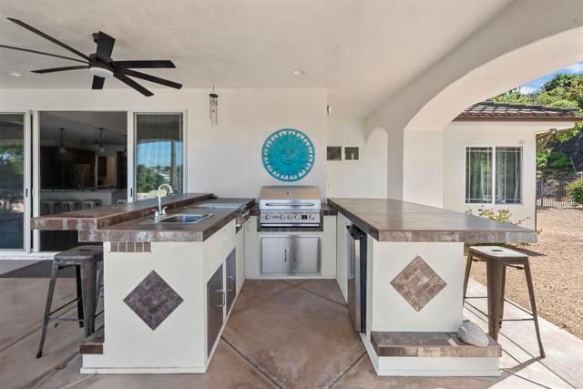 2869 Dos Lomas Place, Fallbrook, CA 92028