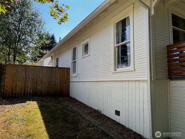 811 Ham Hill Road, Centralia, WA 98631