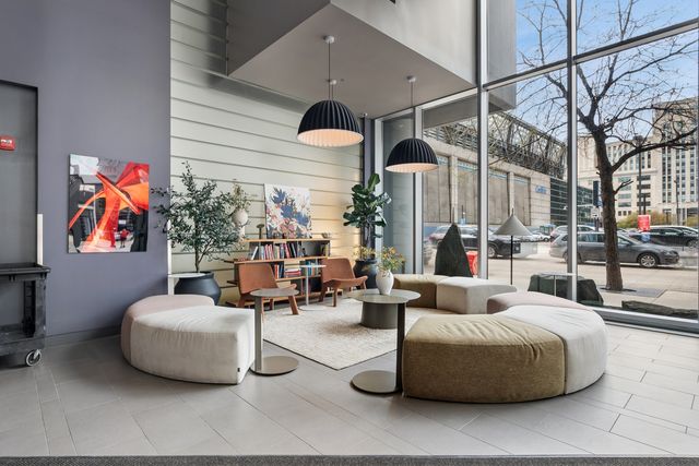 235 W Van Buren Street 1419, Chicago, IL 60607