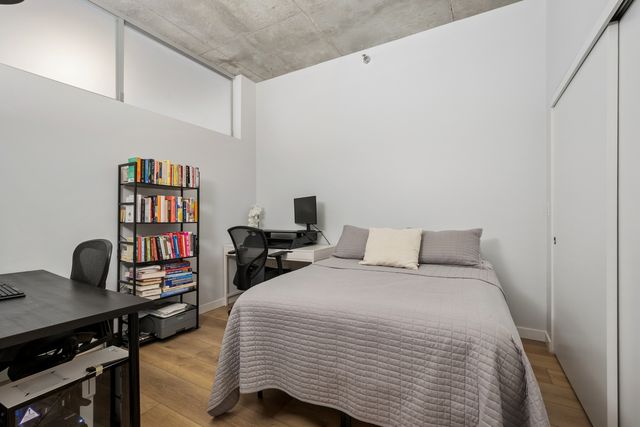 235 W Van Buren Street 1419, Chicago, IL 60607