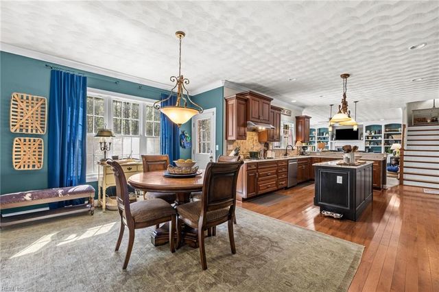 313 Scone Castle LOOP, Chesapeake, VA 23322