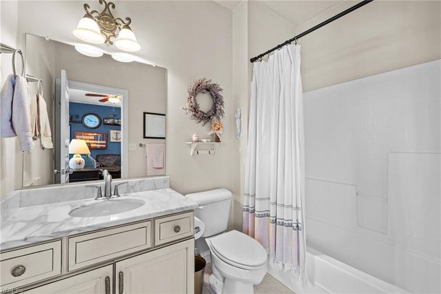313 Scone Castle LOOP, Chesapeake, VA 23322