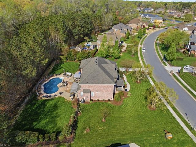 313 Scone Castle LOOP, Chesapeake, VA 23322