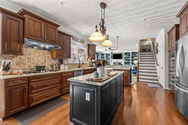 313 Scone Castle LOOP, Chesapeake, VA 23322
