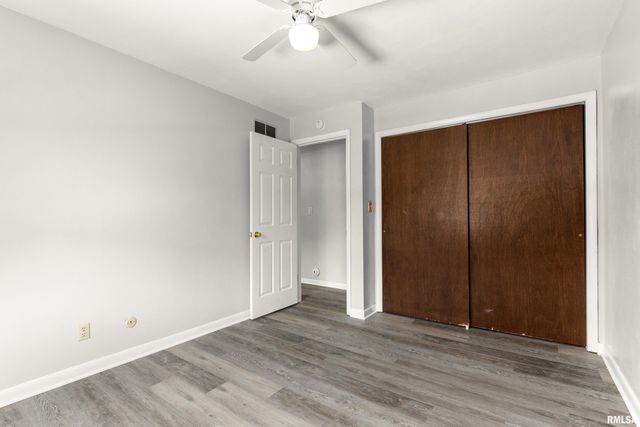 3018 WARDCLIFFE Drive, Peoria, IL 61604