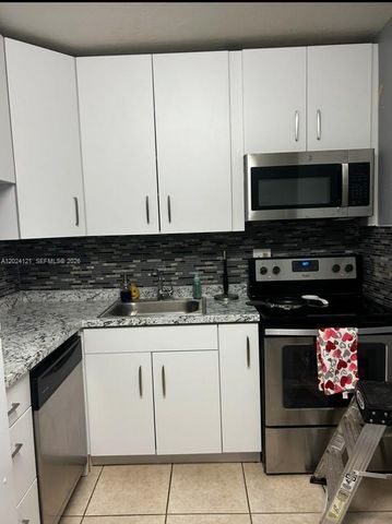 10900 SW 104th Street 219, Miami, FL 33176