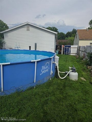 766 Staeger Street, Akron, OH 44306