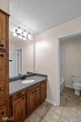 121 Carriage Square Drive, Bossier City, LA 71112
